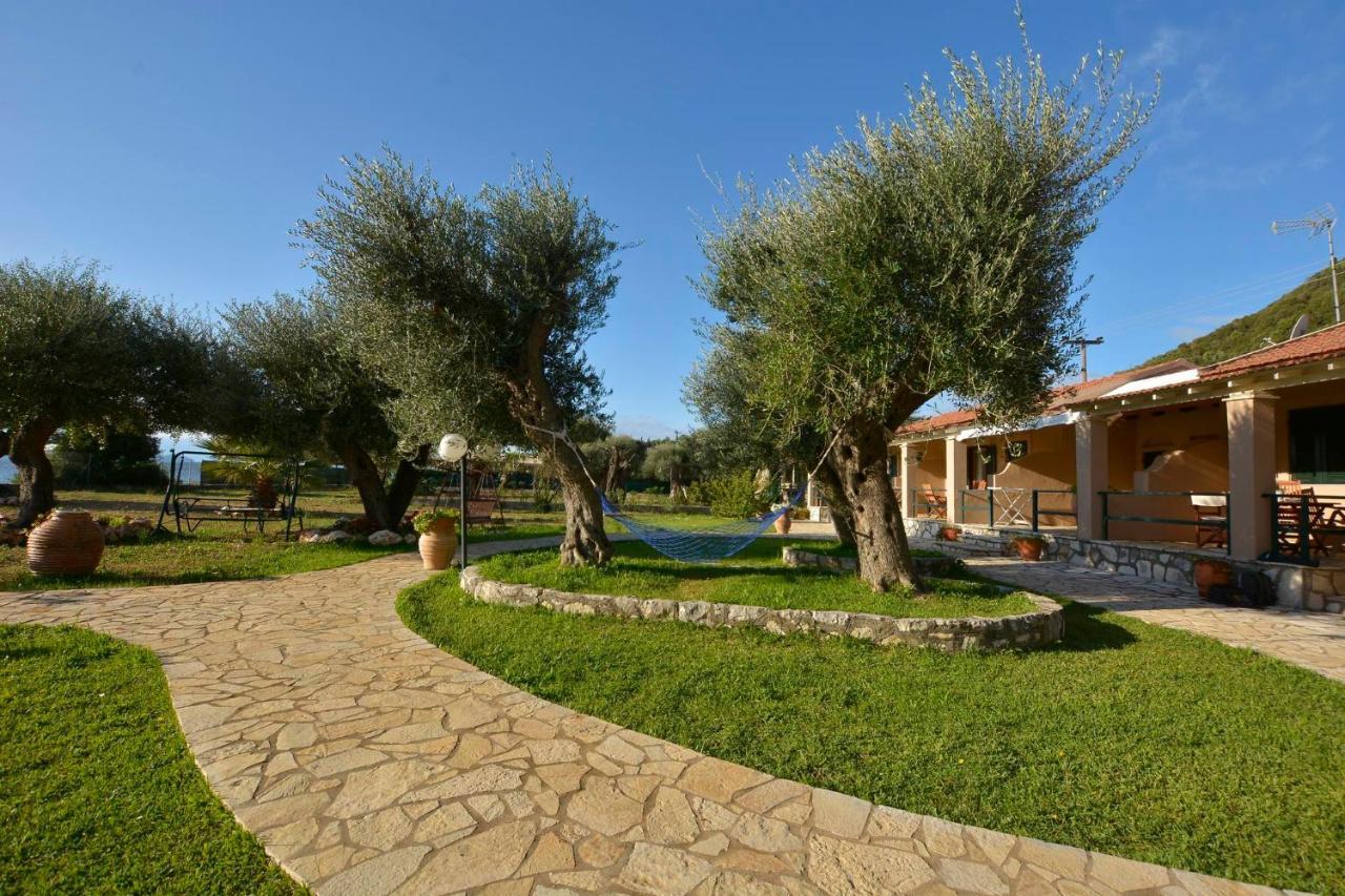 Renata Rooms & Studios Barbati Exterior photo