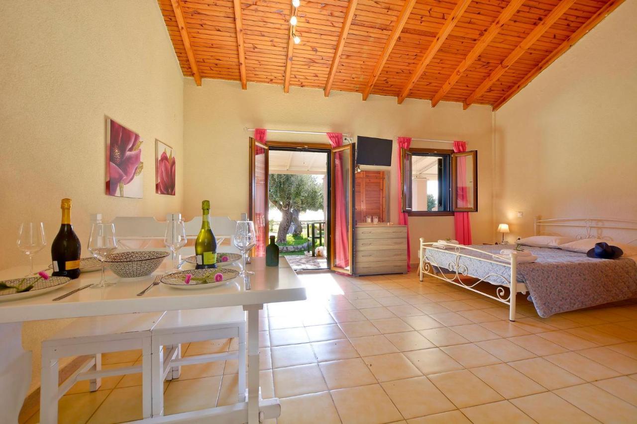 Renata Rooms & Studios Barbati Exterior photo