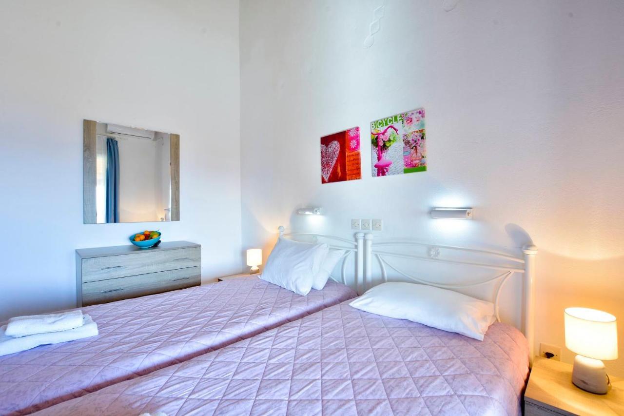 Renata Rooms & Studios Barbati Exterior photo