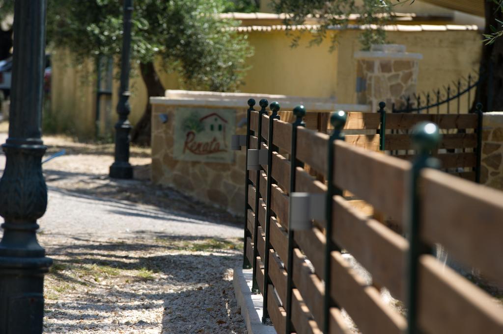 Renata Rooms & Studios Barbati Exterior photo